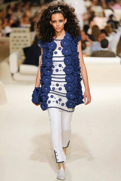 Look 67